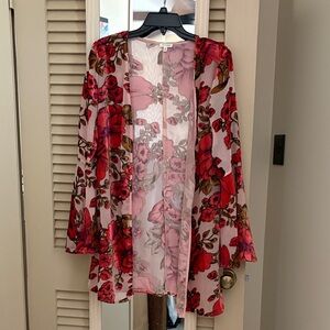 En Creme Red and Pink Floral Sheer Robe
